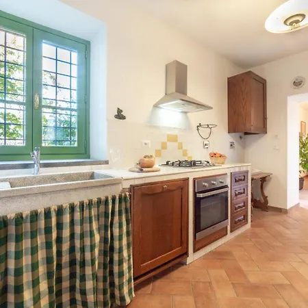 La Valle A Polvereto Farm stay
